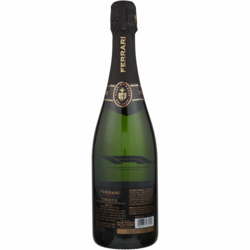 Ferrari Brut Chardonnay Italy Sparkling Wine Perspective: right