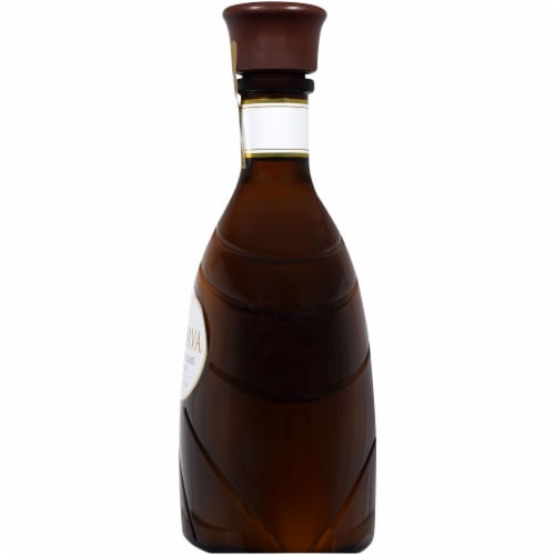 Godiva® White Chocolate Liqueur Perspective: right