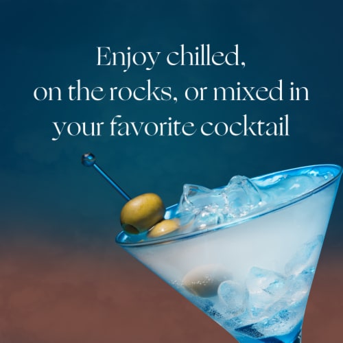 Crown Russe 80 Proof Vodka Perspective: right