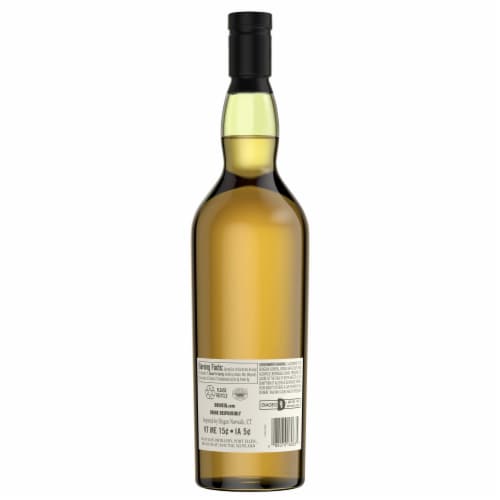 Lagavulin Whisky - Single Malt Scotch 8YO Perspective: right