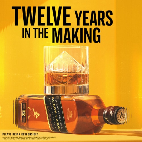 Johnnie Walker Whisky - Blended Scotch JW Black Label Perspective: right