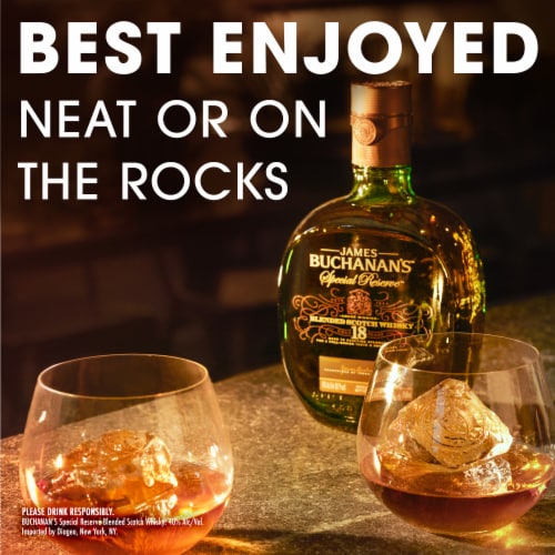 Buchanan's Special Reserve Aged 18 Years Blended Scotch Whisky Perspective: right