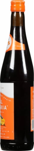Cruz Garcia Real Sangria Red Wine Perspective: right