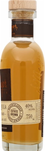 El Mayor® Reposado Tequila Perspective: right