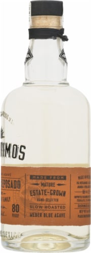 Dos Primos Tequila Reposado Perspective: right