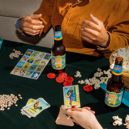 Shiner Orale Mexican-style Lager Craft Beer Perspective: right
