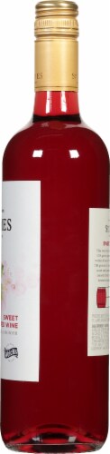 St. James Sweet Red Wine Perspective: right