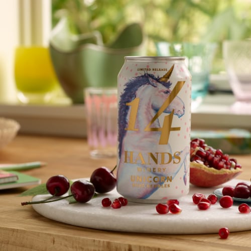 14 Hands Unicorn Rose Bubbles Sparkling Wine Spritzer Perspective: right