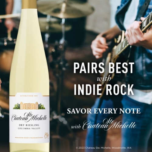 Chateau Ste Michelle Columbia Valley Dry Riesling Columbia Valley White Wine Perspective: right