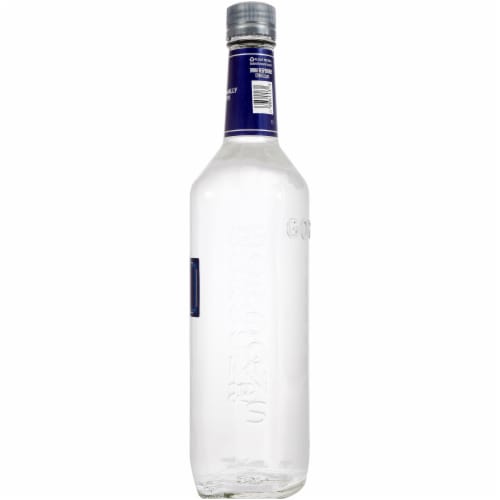 Gordon's Exceptional Blend (Vodka with Natural Flavors) Perspective: right