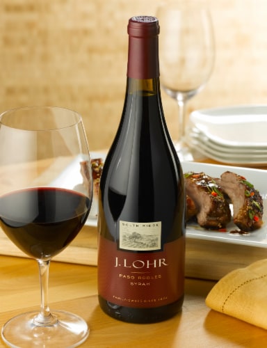J. Lohr Estates South Ridge Syrah Perspective: right