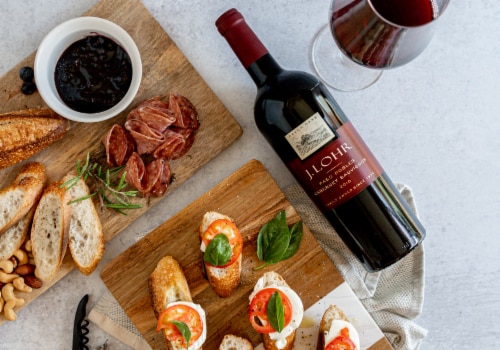 J. Lohr Estates Seven Oaks Cabernet Sauvignon Perspective: right