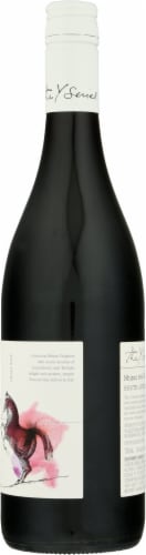 Yalumba Shiraz Viognier Australian Red Wine Perspective: right