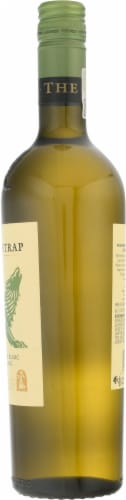 Boekenhoutskloof The Wolftrap White Wine Perspective: right
