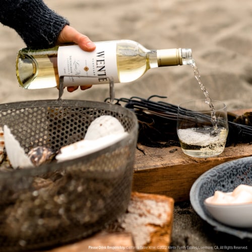 Wente Vineyards Louis Mel Sauvignon Blanc California White Wine Perspective: right