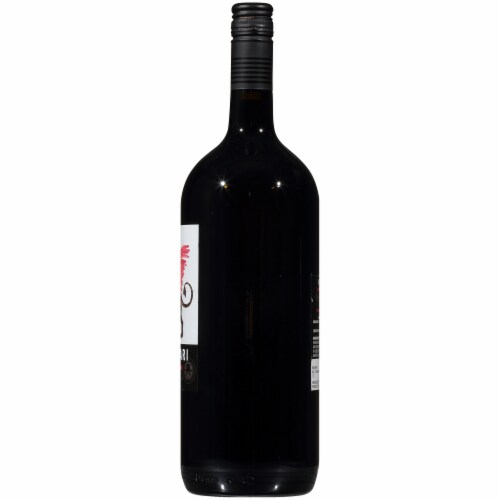 Folonari Pinot Noir Provincia di Pavia Red Wine Perspective: right