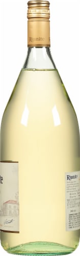 Riunite Bianco White Wine Perspective: right