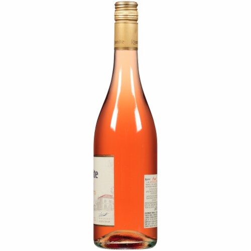 Riunite Peach Moscato Wine Perspective: right