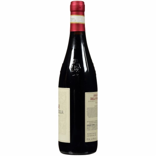 Bolla Amarone Corvina Italian Red Wine Perspective: right