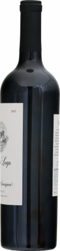 Stags' Leap Winery Napa Valley Cabernet Sauvignon Red Wine Perspective: right
