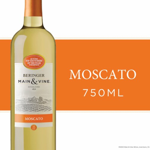 Beringer Main & Vine Moscato California White Wine Perspective: right