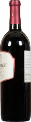 Wild Horse Merlot Red Wine Perspective: right