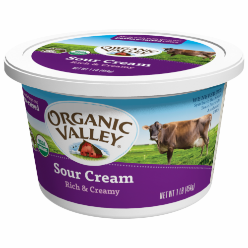 Organic Valley Rich & Creamy Sour Cream Perspective: right