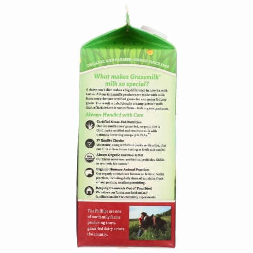 Organic Valley® Grassmilk® Grassfed Whole Milk Half Gallon Perspective: right