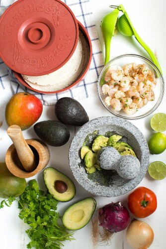 IMUSA Granite Molcajete Gray Mexican Mortar and Pestle Perspective: right
