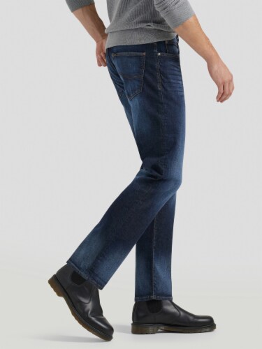Extreme Motion Denim Straight Fit Tapered Leg - Trip Perspective: right