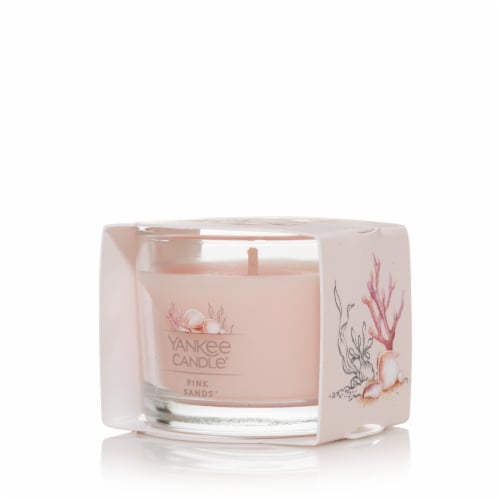 Yankee Candle® Mini Jar Candle Pink Sands™ Perspective: right