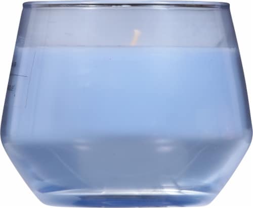 Yankee Candle® Medium Ocean Air Jar Candle Perspective: right