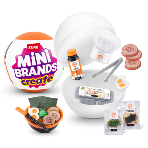 Zuru Mini Brands Master Chef Create Toy Perspective: right