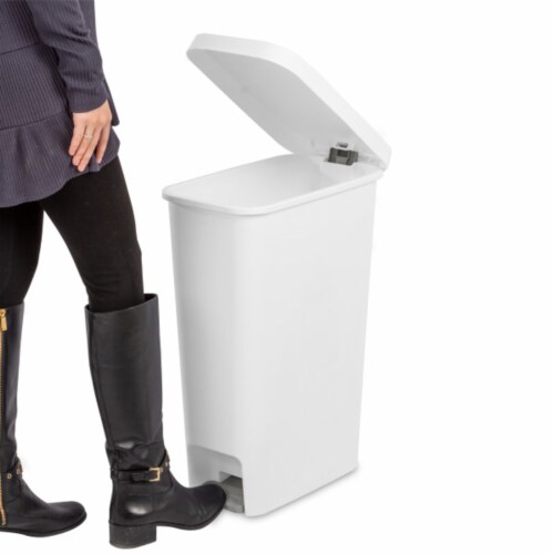 Sterilite 11 Gal. Slim Handsfree Portable Wastebasket Trash Can, White (12 Pack) Perspective: right