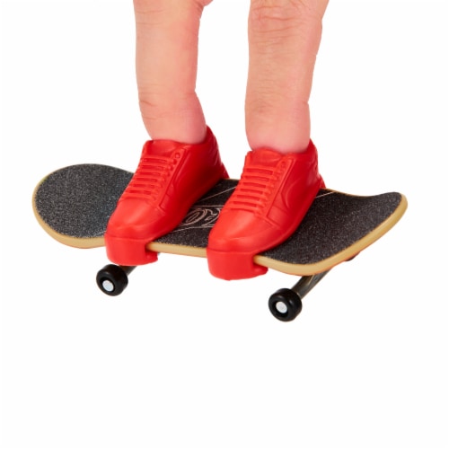 Mattel® Hot Wheel® Skateboard Perspective: right