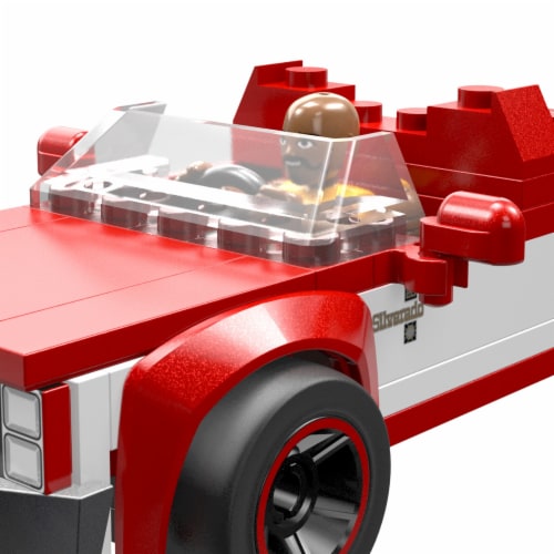 Mega Construx™ Hot Wheels® '83 Chevy Silverado Building Set Perspective: right