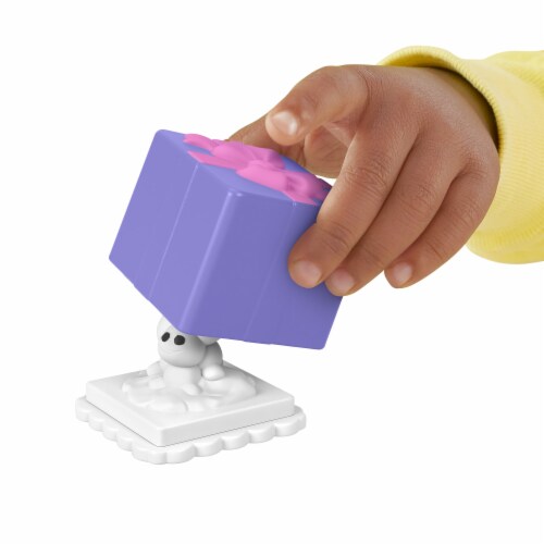 Fisher Price® Disney Frozen Little People Perspective: right
