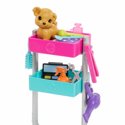 Mattel® Barbie® "Malibu" Stylist Doll & 14 Accessories Playset Perspective: right