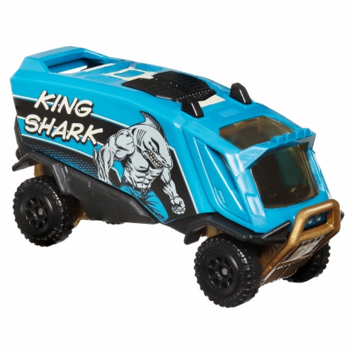 Mattel Hot Wheels Batman King Shark Aero Pod™ Diecast Vehicle Perspective: right
