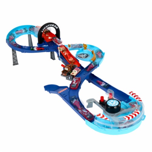 Mattel® Disney and Pixar Cars Global Racers Cup GRC Jumping Raceway Playset Perspective: right
