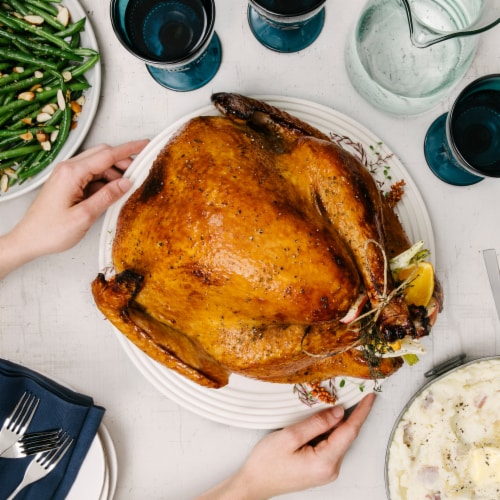 Honeysuckle White® Frozen Whole Turkey Perspective: right