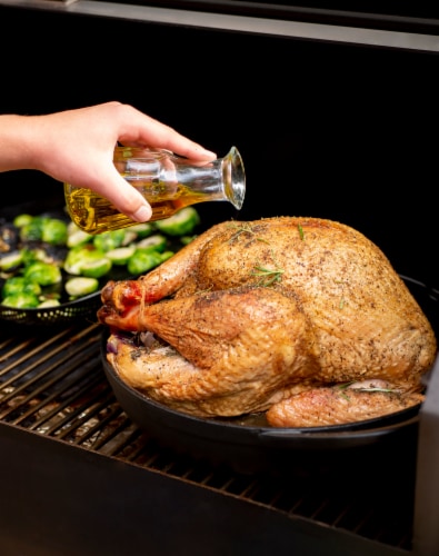 Honeysuckle White® Frozen Whole Turkey Perspective: right