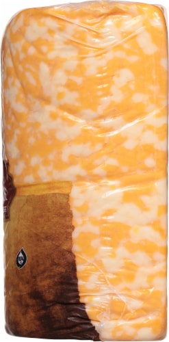 Boar's Head Colby Jack Cheese Perspective: right