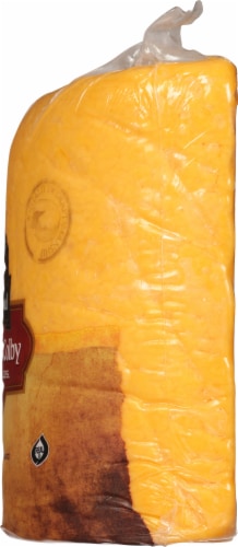 Boar’s Head Longhorn Colby Cheese Perspective: right