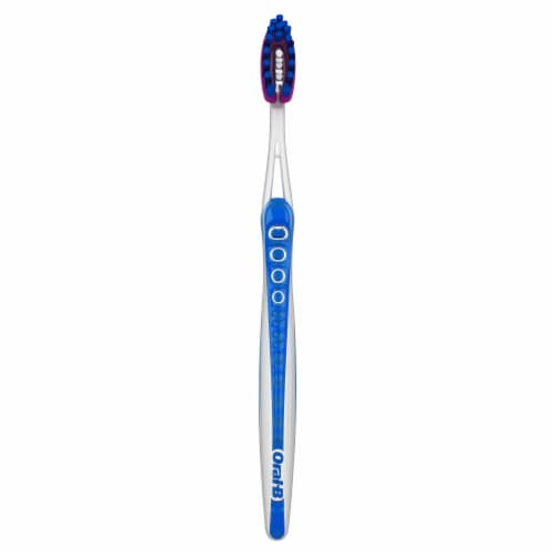 Oral-B 3D White Pro-Flex Stain Eraser Toothbrush Perspective: right
