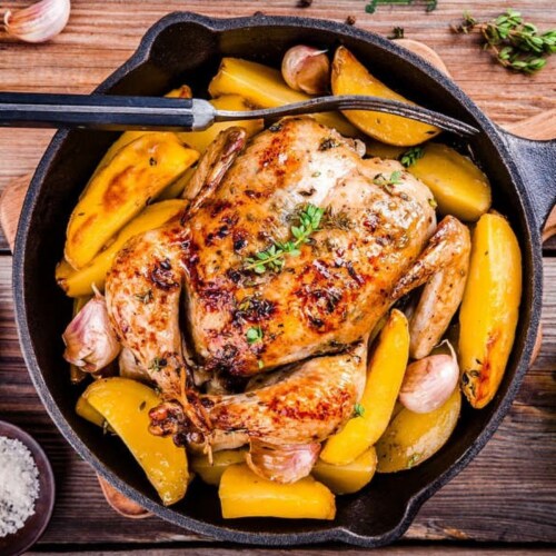 Greensbury Organic Free-Range Whole Chicken (pack of 5 whole chickens, 3-4lb each) Perspective: right