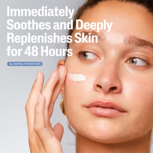 Cetaphil® Deep Hydration Healthy Glow Daily Cream Perspective: right