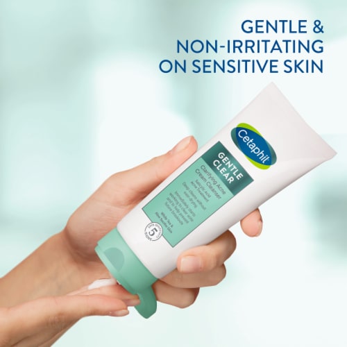 Cetaphil® Gentle Clear Clarifying Acne Cream Cleanser Perspective: right