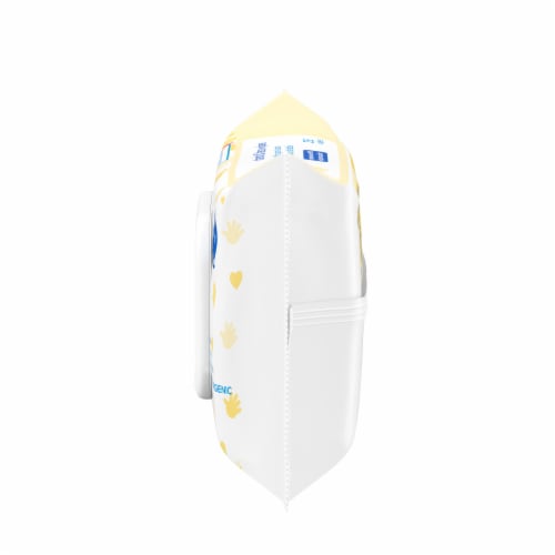 Johnson's Baby Hand & Face Gentle Cleansing Wipes Alcohol-Free Perspective: right