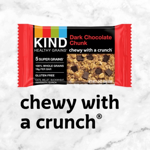 KIND Healthy Grains Dark Chocolate Chunk Snack Bars Perspective: right